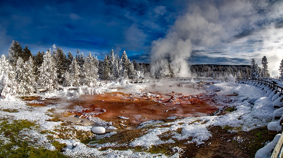 yellowstone-1730062_960_720.jpg